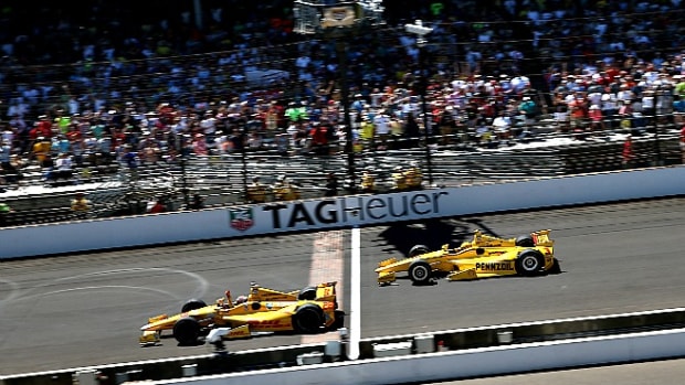 140525161301-indy-500-finish-single-image-cut.jpg